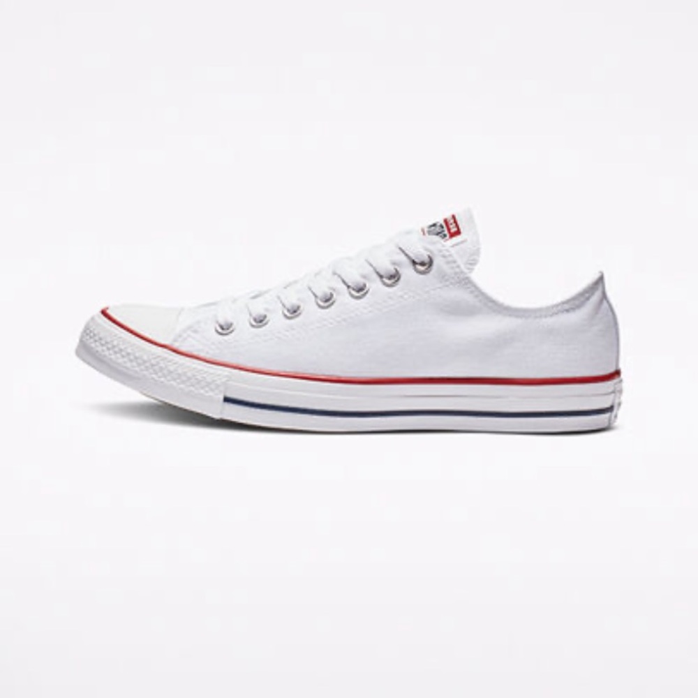 WHITE LOW TOP CONVERSE